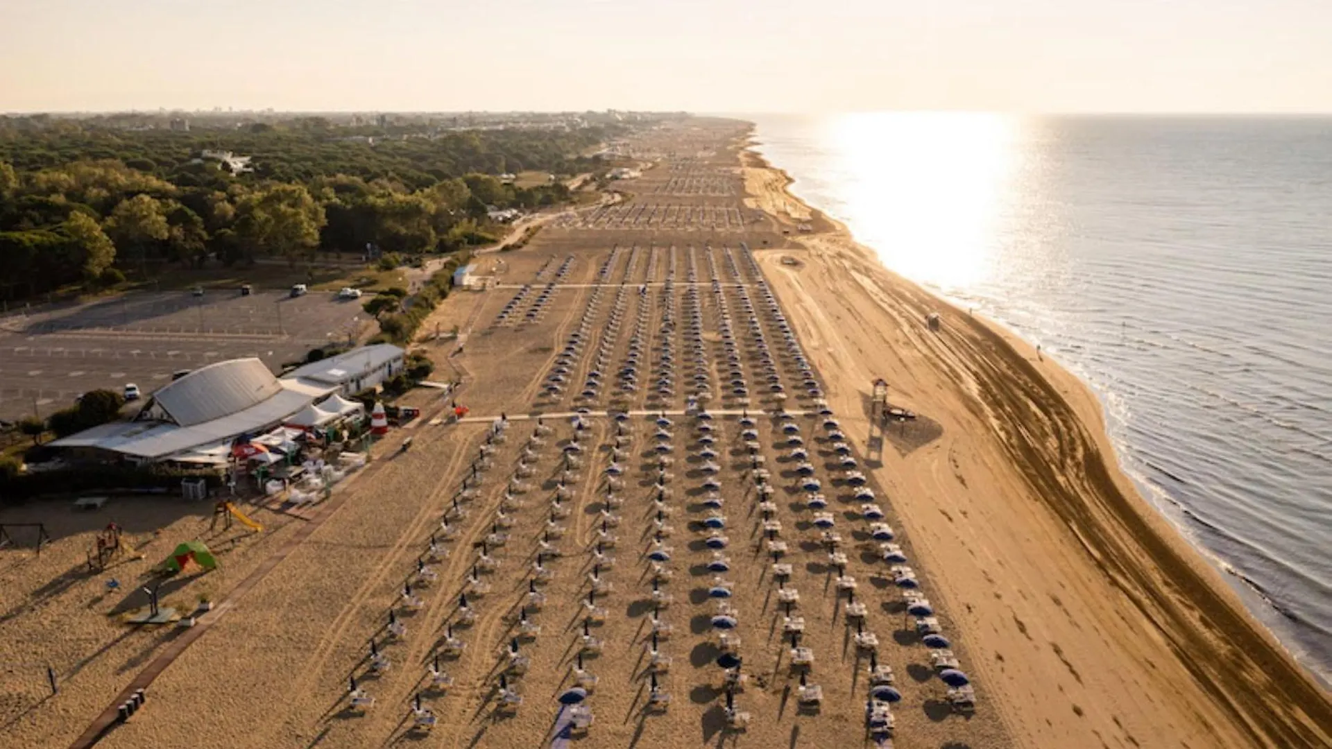 Warm Flat Just Few Steps From The Beach - Beahost Bibione Apartment